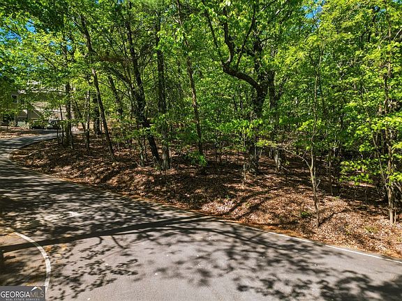 3rd image of 1095 McElroy Mountain Dr
