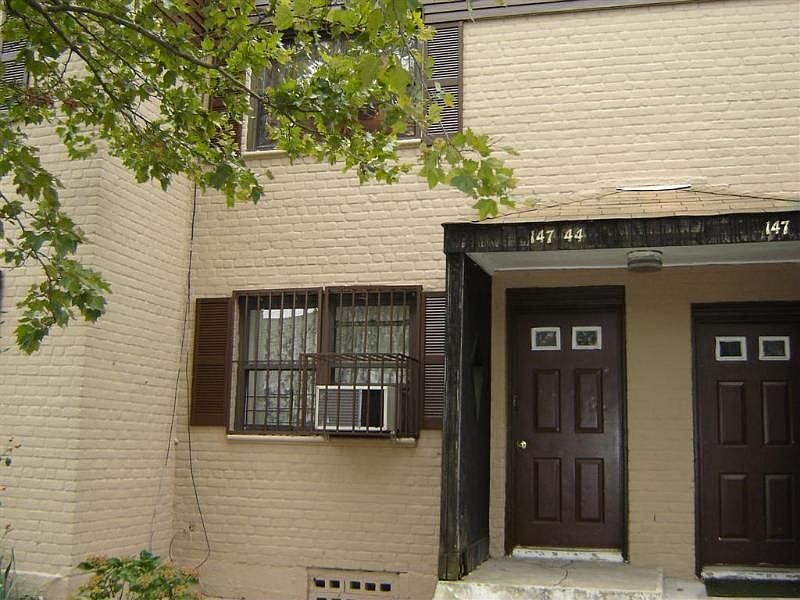 1st image of 14745 72nd Ave APT B