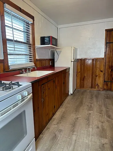 1 bed, $1,900 — Photo 2