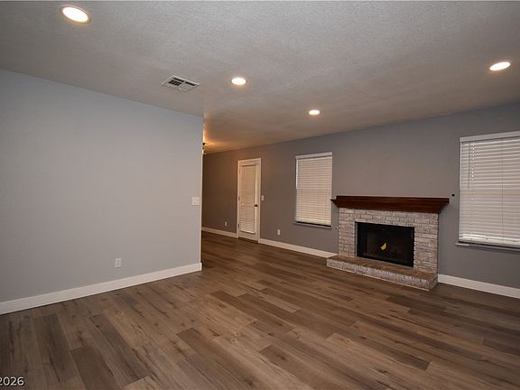 2nd image of 5576 W Rochelle Ave APT 23C