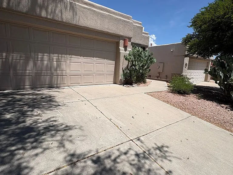 7371 E Calle Nostalgico — Photo 2