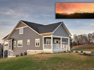 39 Alaskan Dr #20A, Leicester, NC 28748