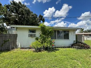 1746 Pacific Ave #A, North Fort Myers, FL 33903