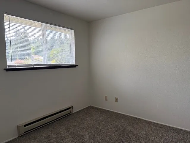 6012 Parkside Dr #B — Photo 13