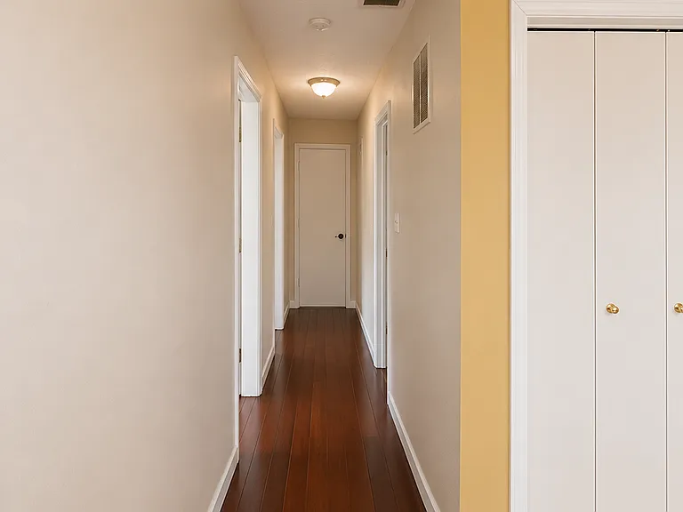 3805 S Valmore Ave — Photo 16