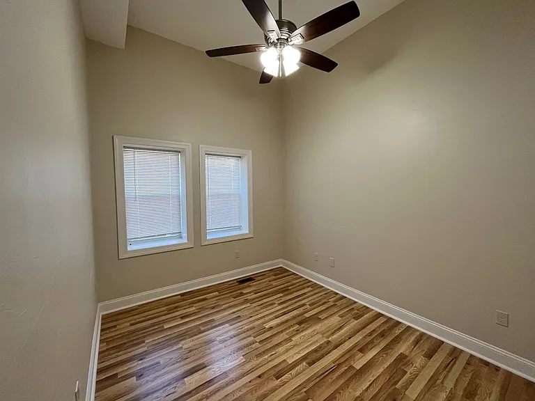 4028 Liberty Ave #1 — Photo 25