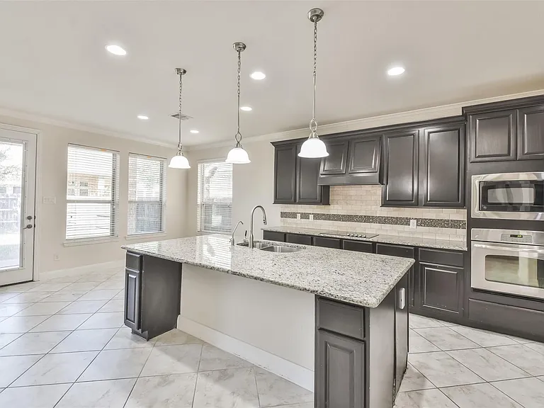 10403 Monticello Hill Dr — Photo 14