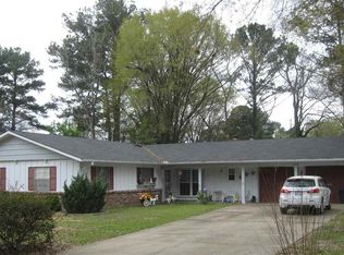 317 Southbrook Dr, Jackson, MS 39211
