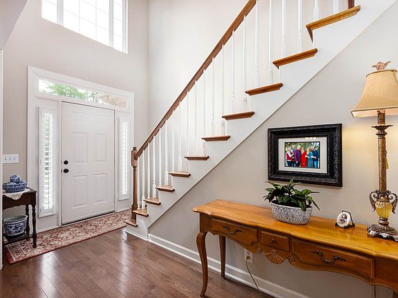 5th image of 8108 Poplarwood Ln