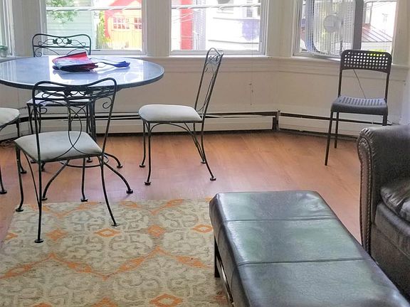 Living room bay windows