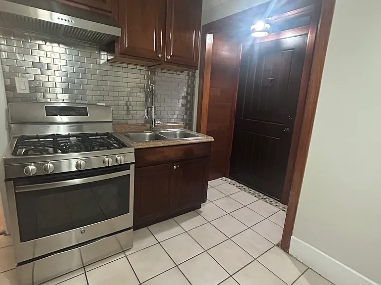 Kitchenette Area