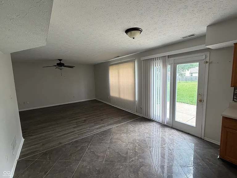 411 Garden Grace Dr — Photo 24