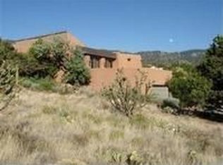 354 White Oak Ne Dr, Albuquerque, NM 87122
