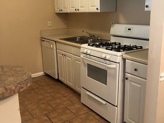 3rd image of 1212 Utoy Springs Rd SW APT 16