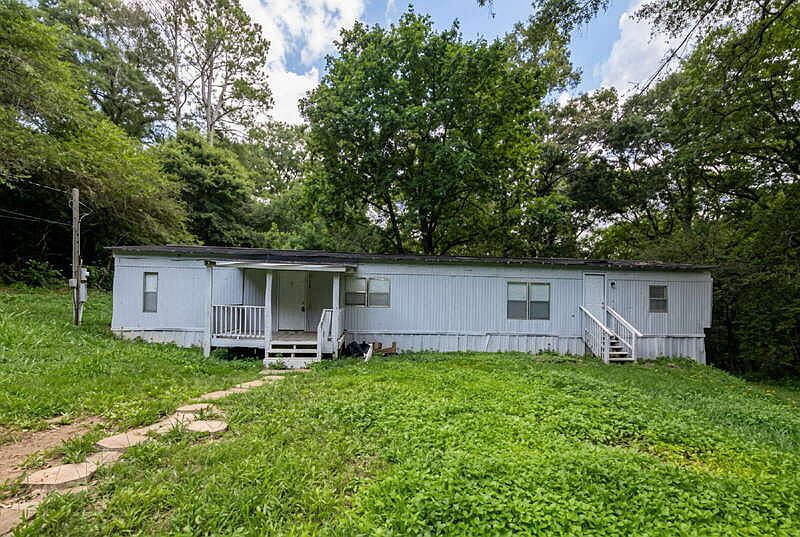 1st image of 122 Collins Rd