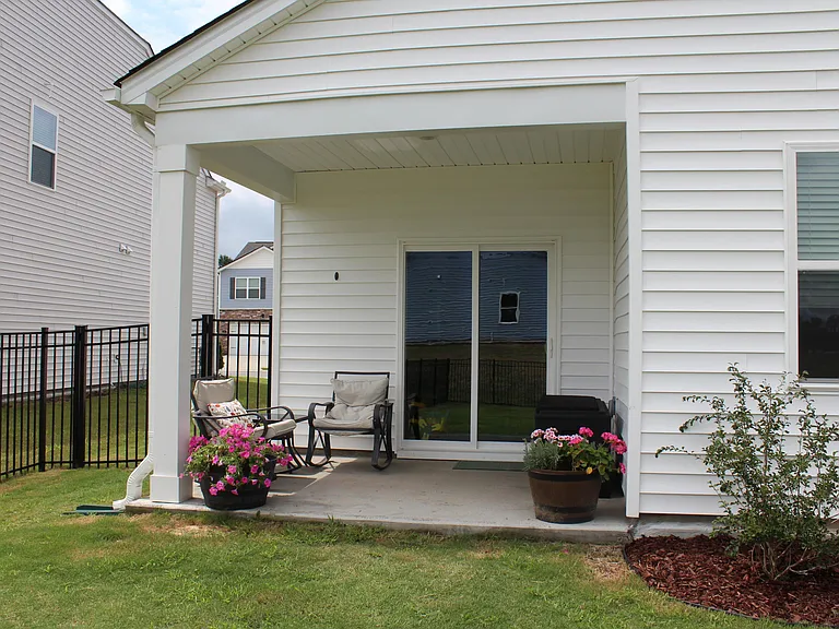 164 Ethel Ln — Photo 6