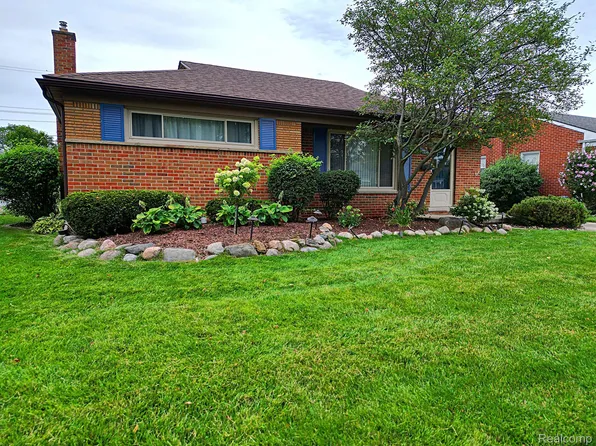 29008 Westfield St, Livonia, MI 48150