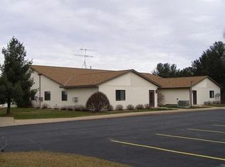 302 Clyde St #2, Avoca, WI 53506