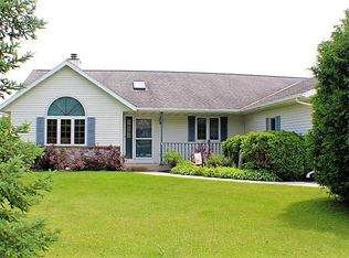 N2729 Windridge Dr, Waldo, WI 53093
