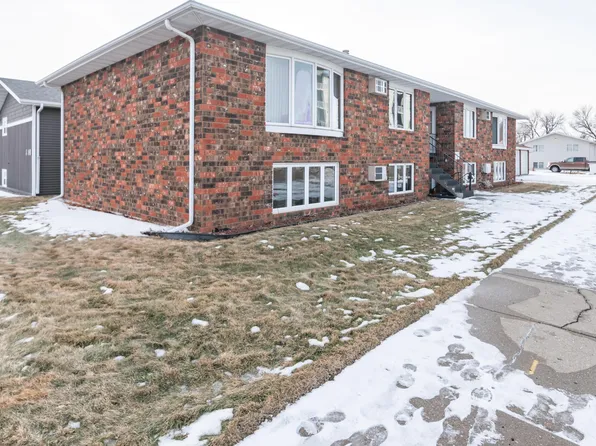 121 E Sweet Ave APT 3, Bismarck, ND 58504
