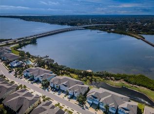 8001 Palm Key Ave, Oldsmar, FL 34677