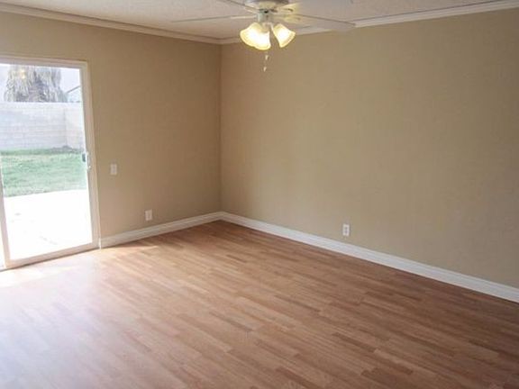3rd image of 1478 E Fairfield Ct