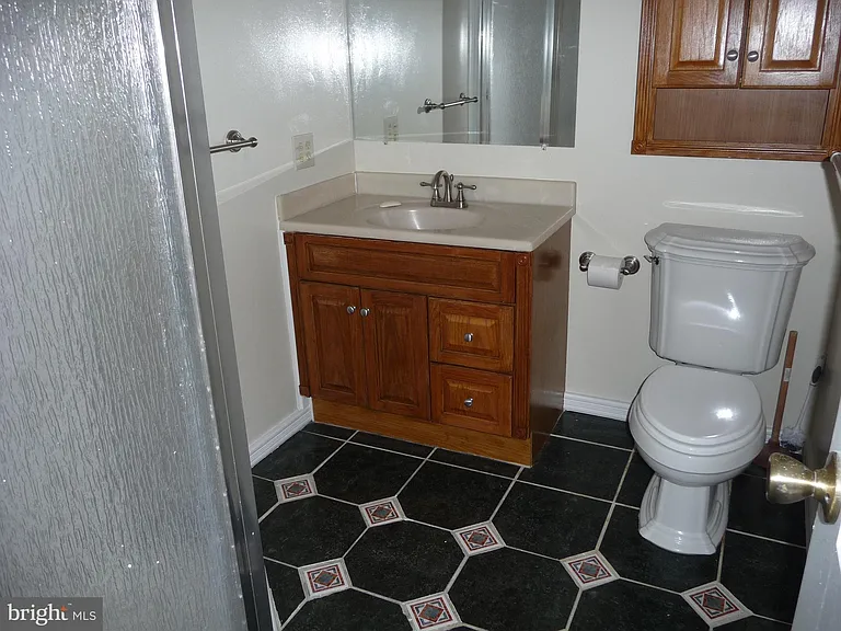 7665 Sheffield Village Ln — Photo 21
