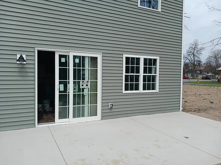 442 Main St — Photo 14