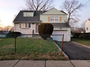 329 Ralph St, Somerset, NJ 08873