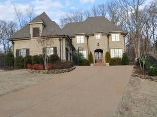 10020 Iberville Cv, Lakeland, TN 38002