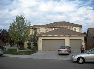6886 N Rosalia Ave, Fresno, CA