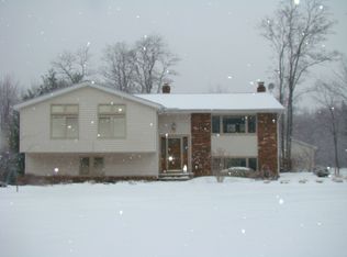 12745 Carter, Leroy, OH 44077