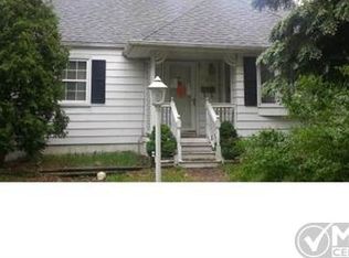 515 Gargantua Ave, Clawson, MI 48017