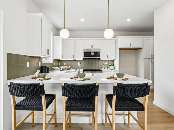 2 Kierland Pl, Elk Grove, CA 95758