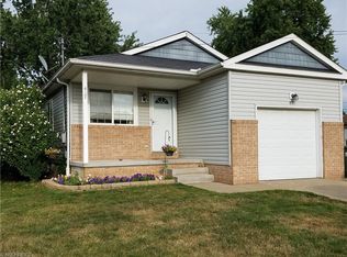 437 Bell St, Barberton, OH 44203