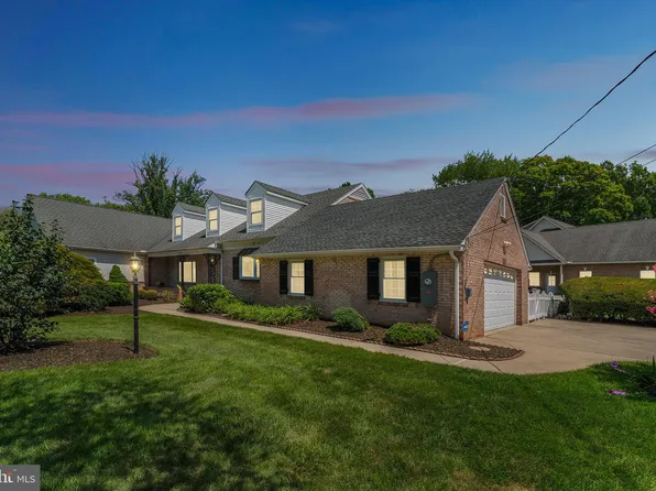 1415 Talley Rd, Wilmington, DE 19803