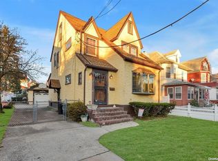 14815 Laburnum Ave, Flushing, NY 11355