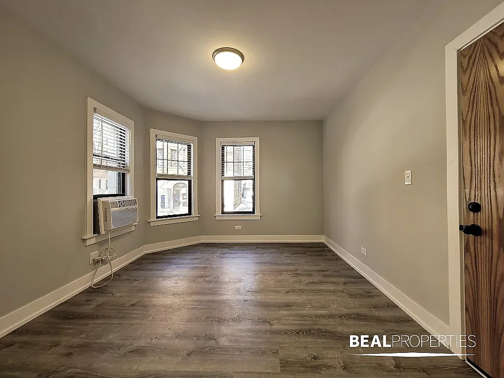 Studio, $1,965 — Photo 1