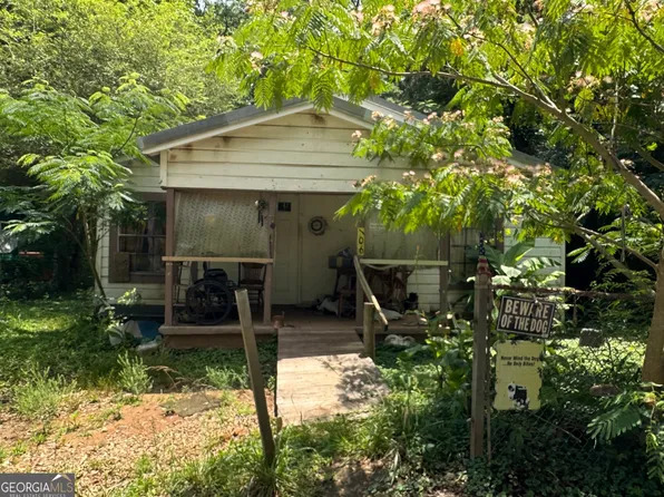 106 Boozer St, Hogansville, GA 30230