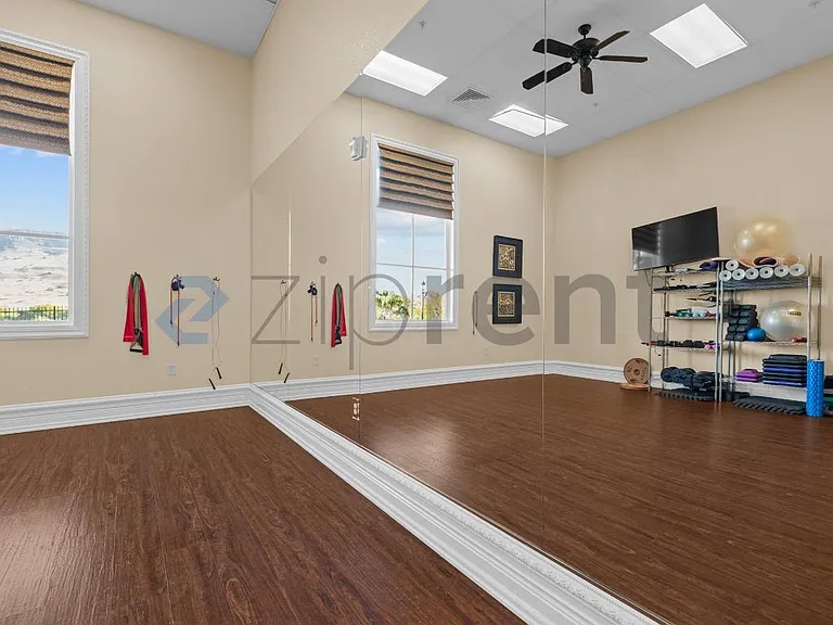 1114 Sonata Dr — Photo 32