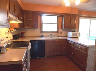 109 Rebecca Rd, Hudson, IA 50643