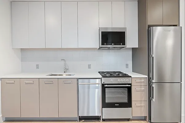 Rented by Living New York | media 42