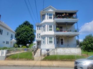 528 Lawton St, Fall River, MA 02721