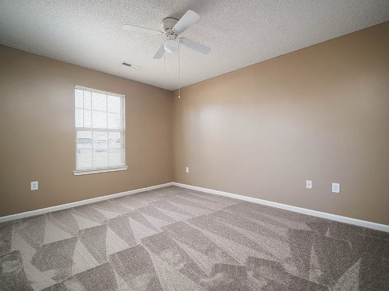 17962 Arrowhead Cir — Photo 11