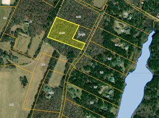 35 Plum Bush Point Rd, West Tisbury, MA 02575