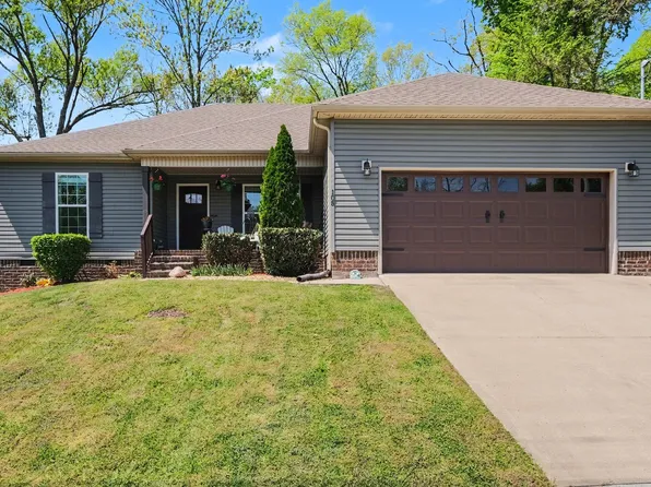 105 Doak St, Shelbyville, TN 37160