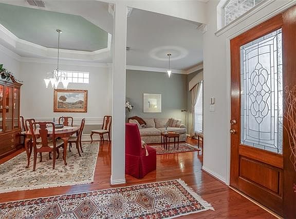 4th image of 3032 Abbey Ln