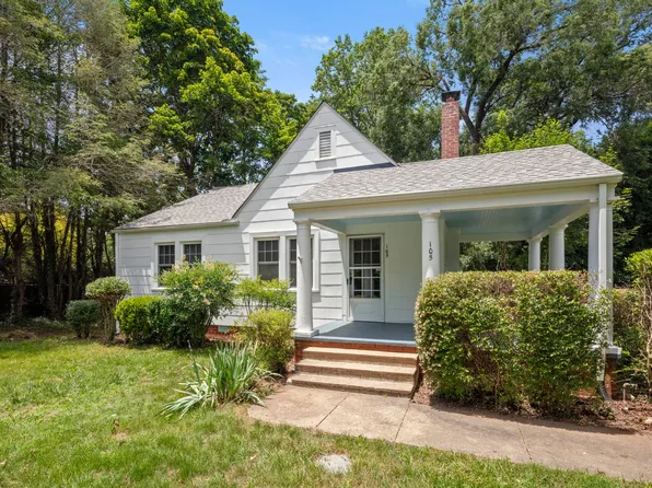 105 Stonewall Ave, Swannanoa, NC 28778