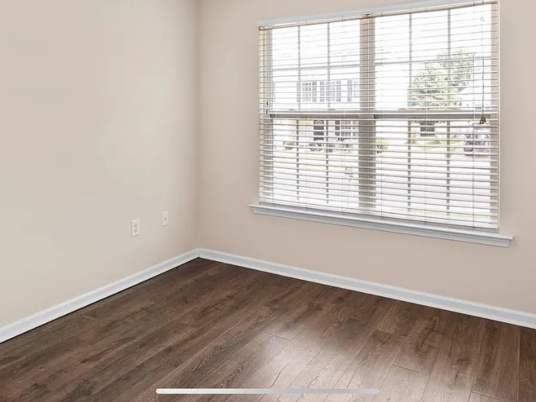 507 Hamilton Chase Dr — Photo 6