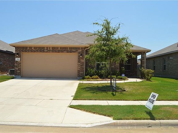 2nd image of 1064 Meadow Scape Dr
